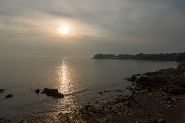 Sonnenuntergang über dem Gelben Meer