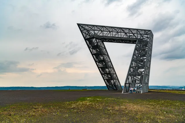 Das Saarpolygon in Ensdorf aus verschiedenen Perspektiven