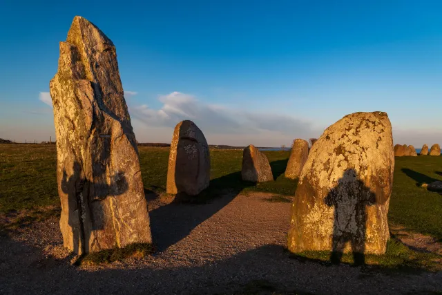 Ale's Stones with shadows