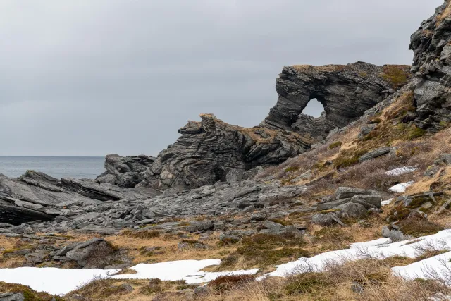 Kirkeporten near Skarsvåg