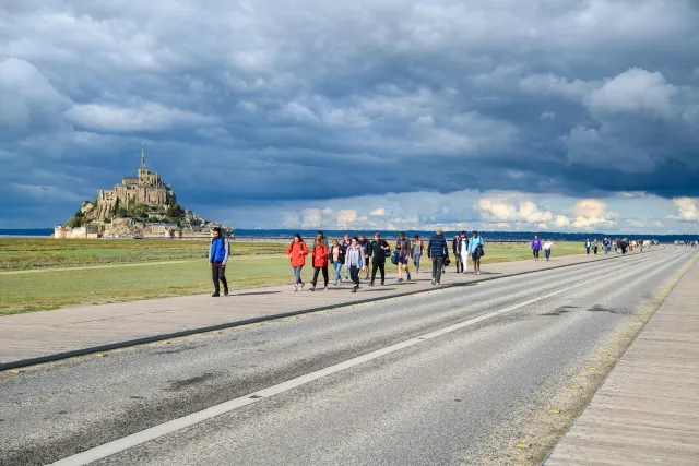 The way to Mont Saint Michel