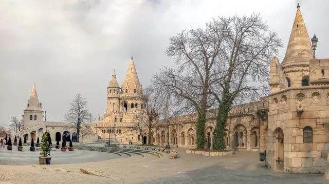 NFT 030: Die Fischerbastei in Budapest